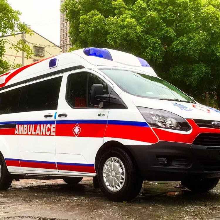 海伦重症监护救护车出租护送返乡